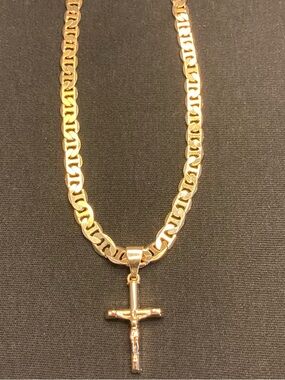 Gold Chain Mariner Link Necklace 6mm With Gold Cross Crucifix Pendant Set